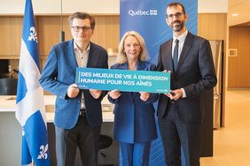 M. Paul Germain, maire de Prévost; Mme Sonia Bélanger, ministre responsable des Aînés, ministre déléguée à la Santé et députée de Prévost et M. Sylvain Pomerleau, président-directeur général intérimaire du CISSS des Laurentides